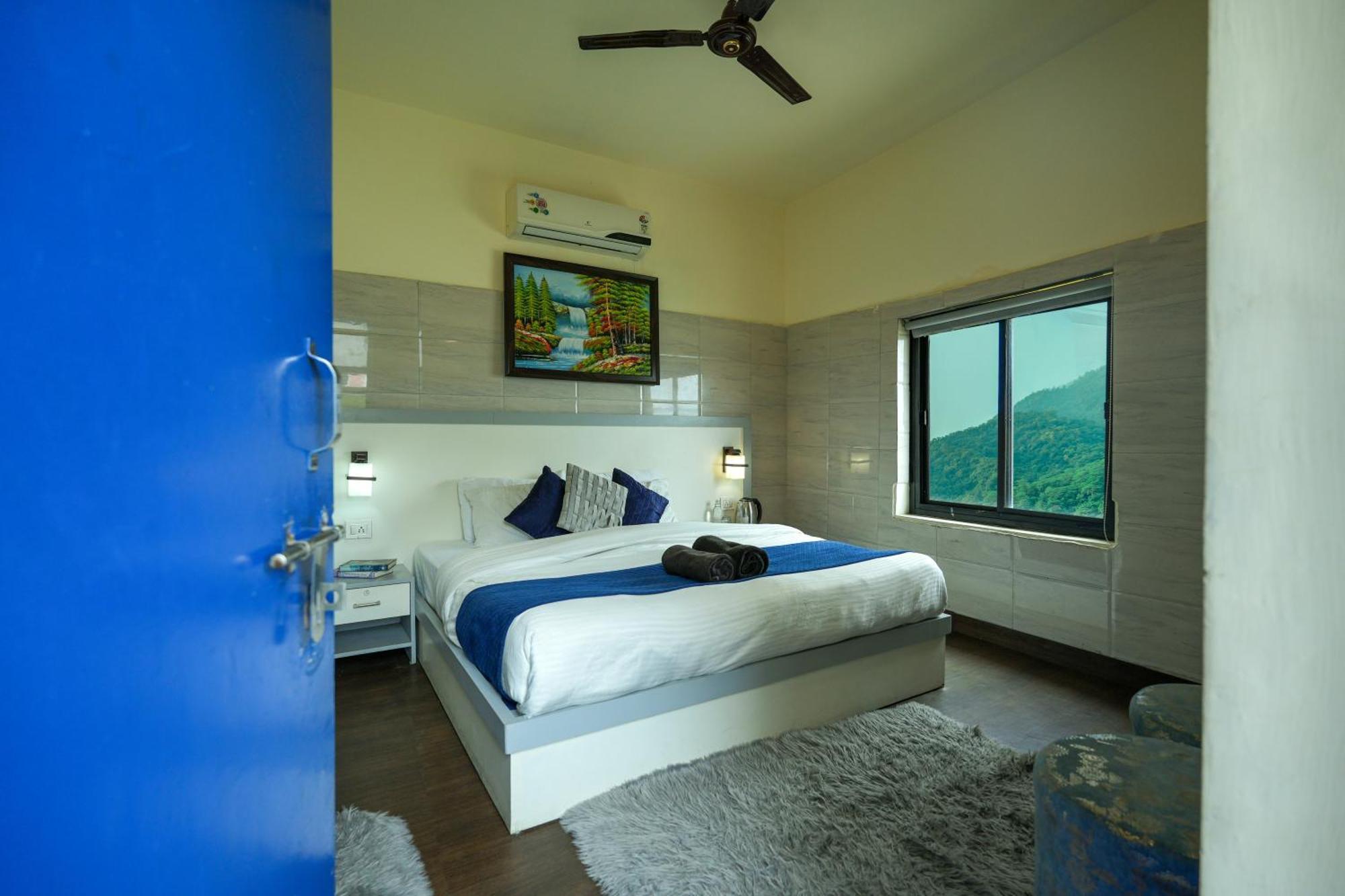 Deluxe Double Room,1543409251:JPEG